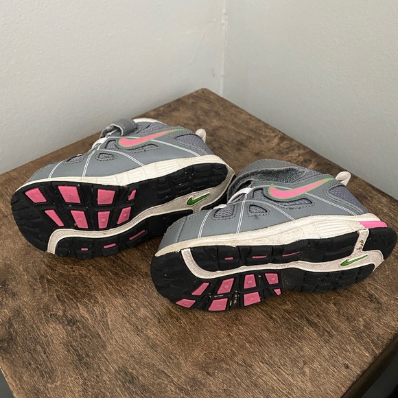 size 6 nike toddler shoes